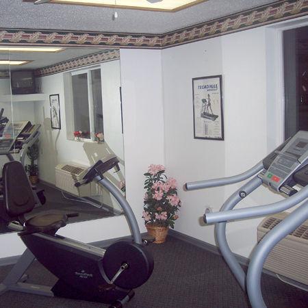 Spencer Inn & Suites Удобства фото