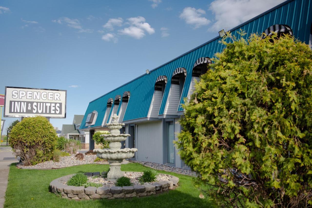 Spencer Inn & Suites Экстерьер фото